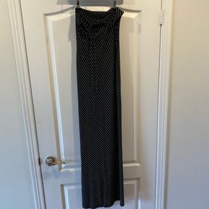 Le Chateau Vintage Y2K striped maxi halter dress with side slit